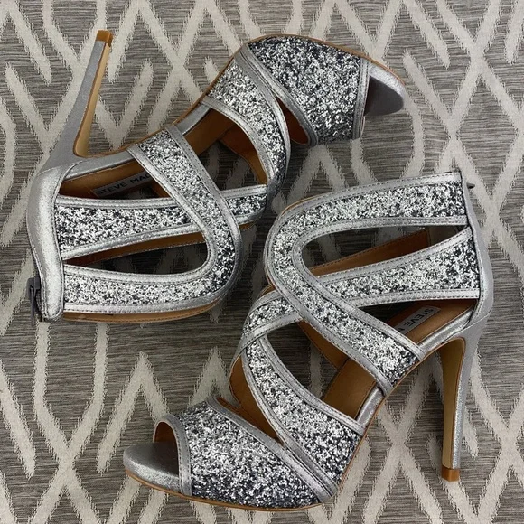 Steve Madden Sparkling Silver High Heels Immence Size: 7 - Picture 2 of 8